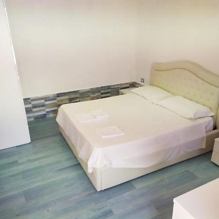 Hotel La Terrazza Sul Mare à Marina di Camerota Extérieur photo