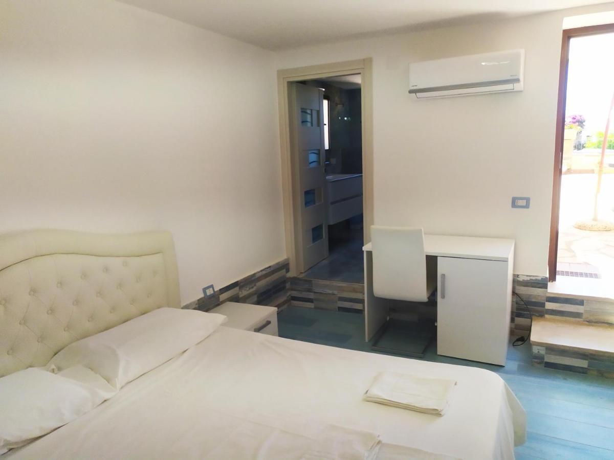 Hotel La Terrazza Sul Mare à Marina di Camerota Extérieur photo