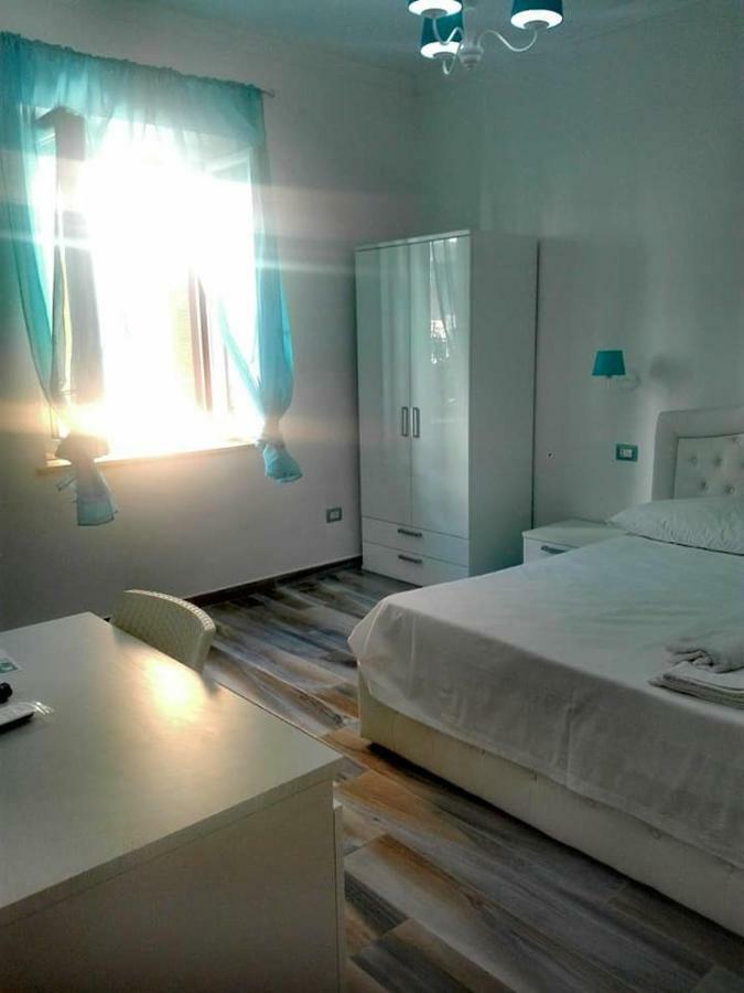 Hotel La Terrazza Sul Mare à Marina di Camerota Extérieur photo